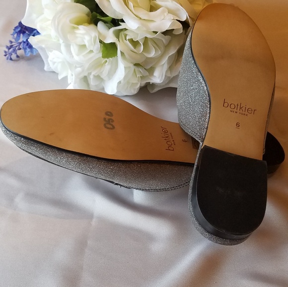 Botkier Clare Slides - Picture 3 of 3